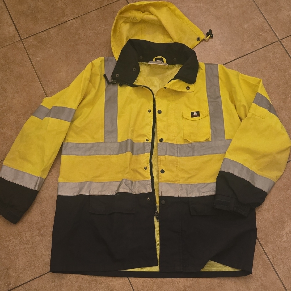 Yellow and Black Performance Jacket - image 1